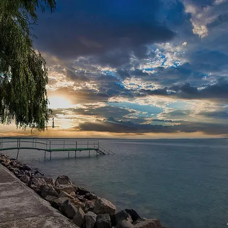 Ξενοδοχείο Vilagos Balatonvilágos