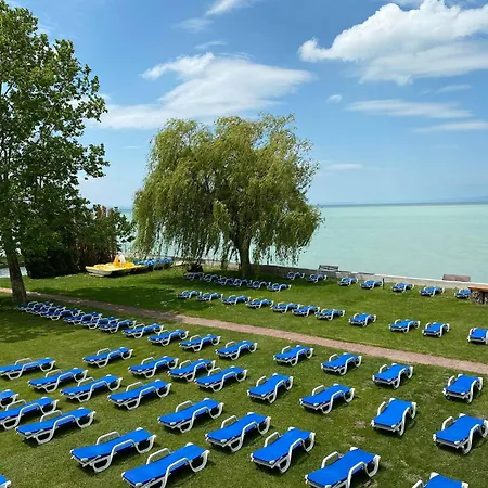 Ξενοδοχείο Vilagos Balatonvilágos