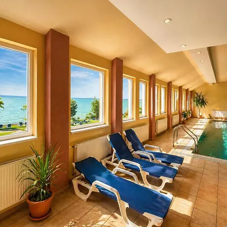 Világos 3* Balatonvilágos