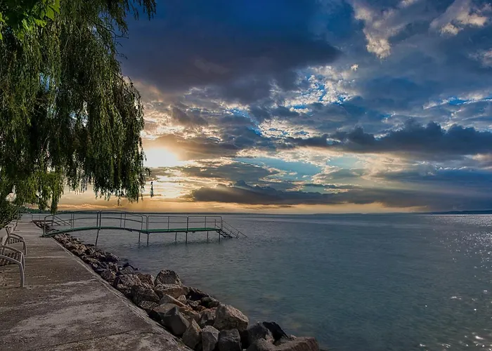 فندق Vilagos Balatonvilágos